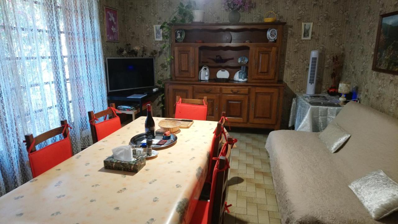 Appartement 48 M2 Avec Jardin Au Rdc Dans Villa A 5 Min A Pied Des Thermes De Vernet-Les-Bains, Location De Samedi A Samedi エクステリア 写真